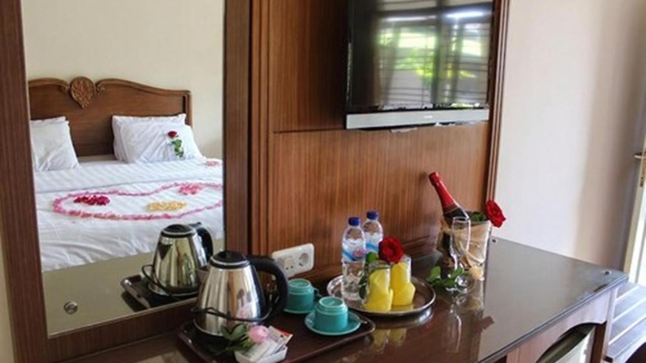 Hotel Besar Purwokerto Exterior photo